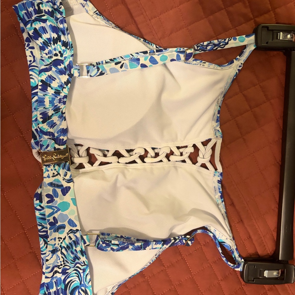 Lilly Pulitzer Blue and White Bikini- Top size 8, Bottom size 10 - Picture 3 of 9